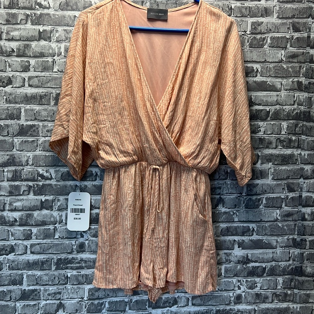 NWT Hudson gray romper‎